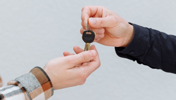 Listing Image R.E Key to new owner I